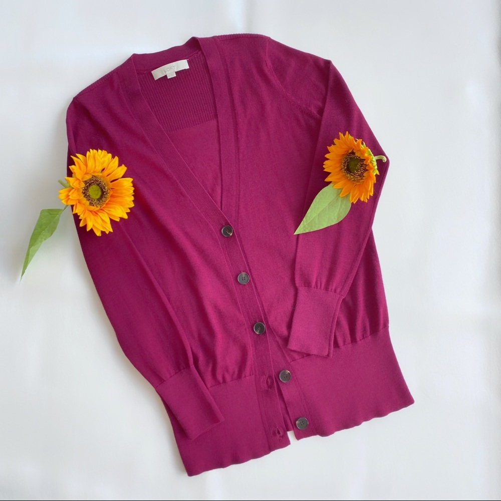 Loft | Cardigan Sweater | Size : M | Cranberry